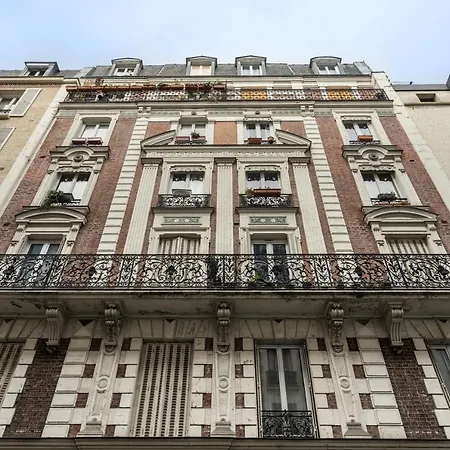 Cmg Place De La Nation - Alexandre Dumas * Paris
